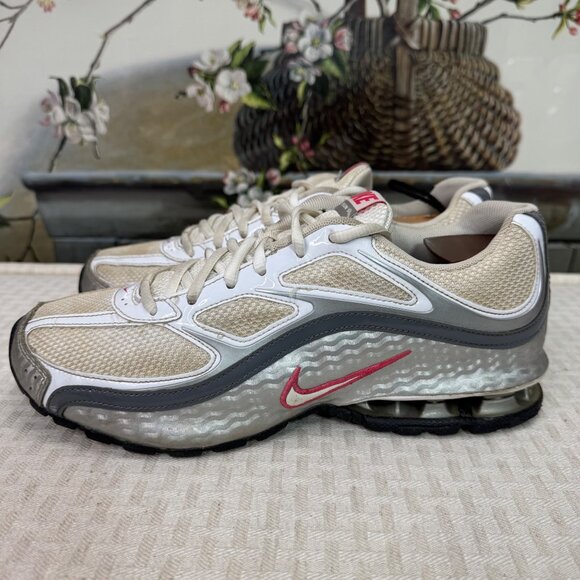 Nike Reax Run 5 Womens Size 10 Beige White Gray & Pink Running Shoes - Picture 1 of 8